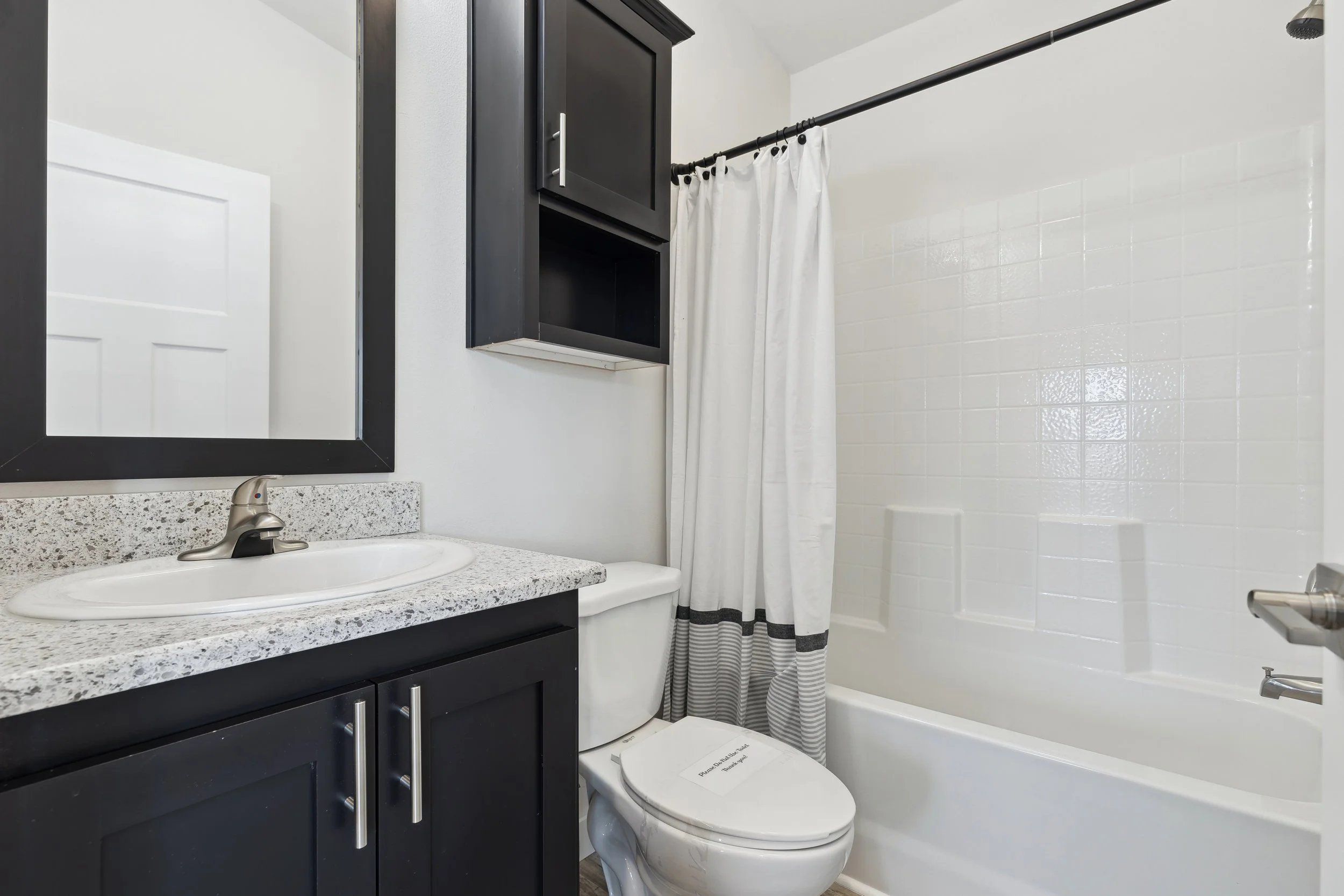 Bathroom option photo 12