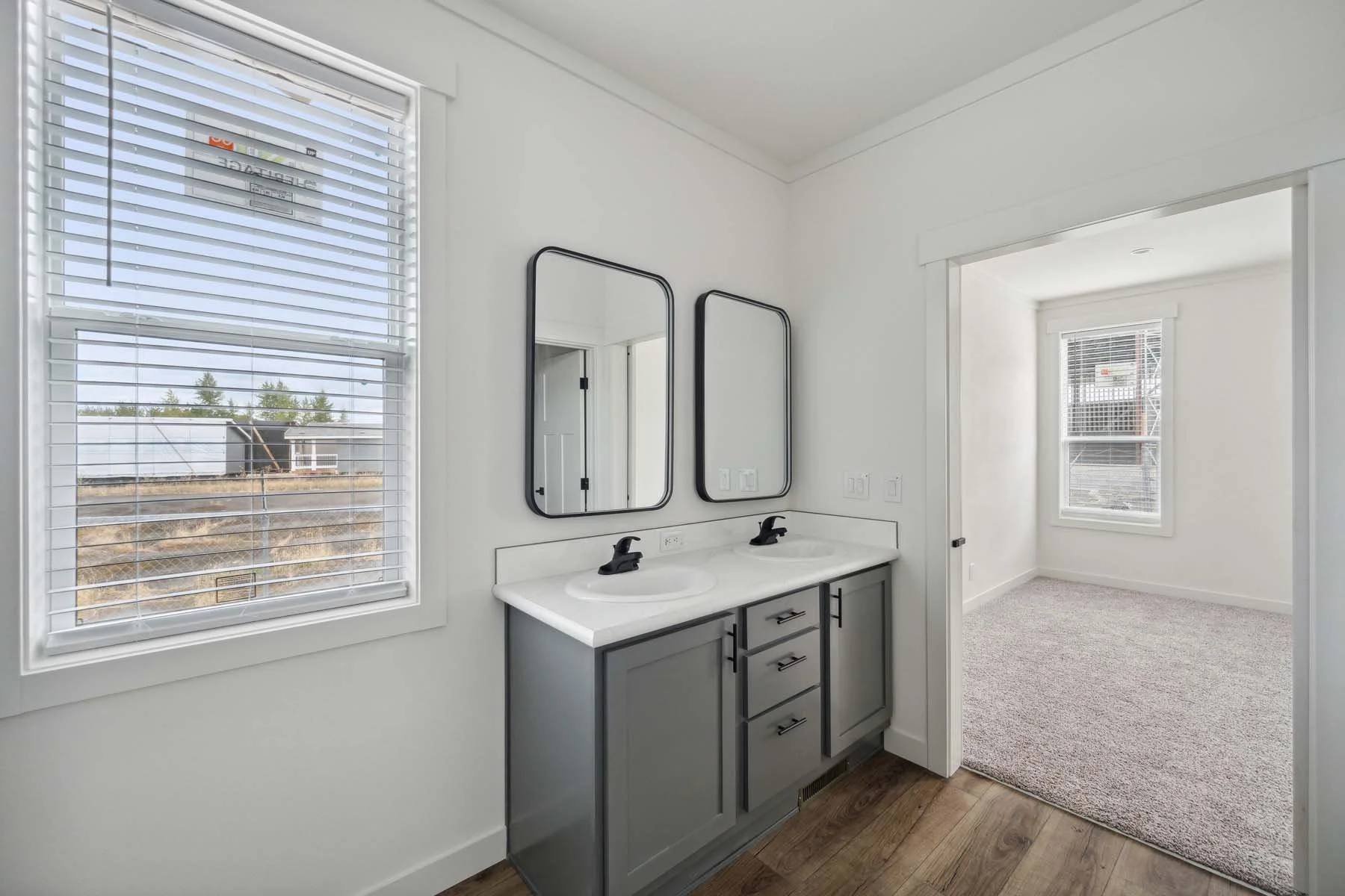 Bathroom option photo 24