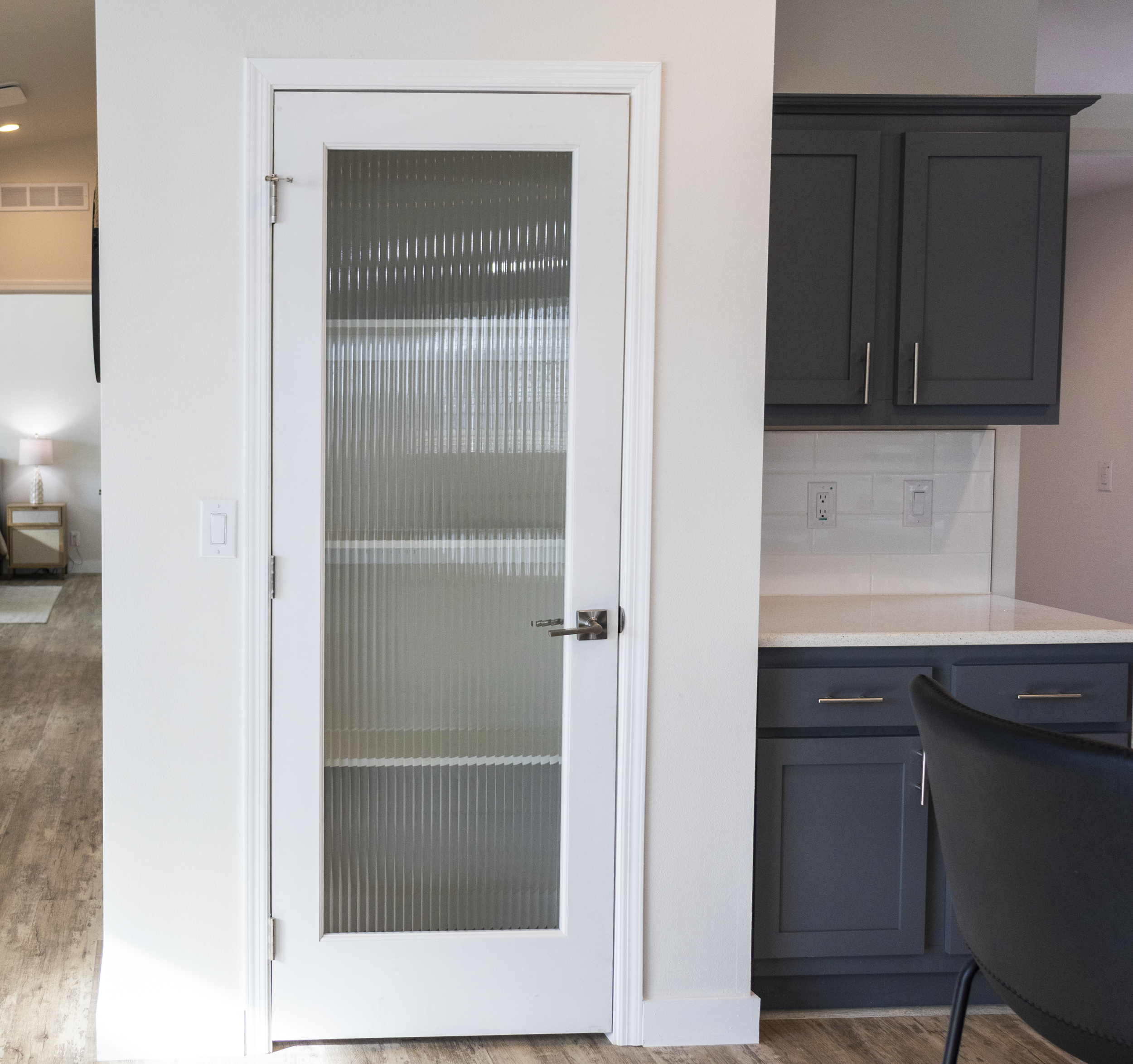 Porch and door option photo 9
